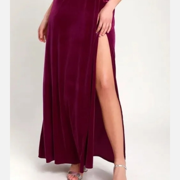 Lulu's Final Song Women's  Magenta VELVET Spaghetti Strap Maxi Dress - Picture 3 of 11